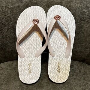 Michael Kors *MK Flip Flop* PVC Jet Set Pink Gold Logo Sandals - Size 8**NWOT